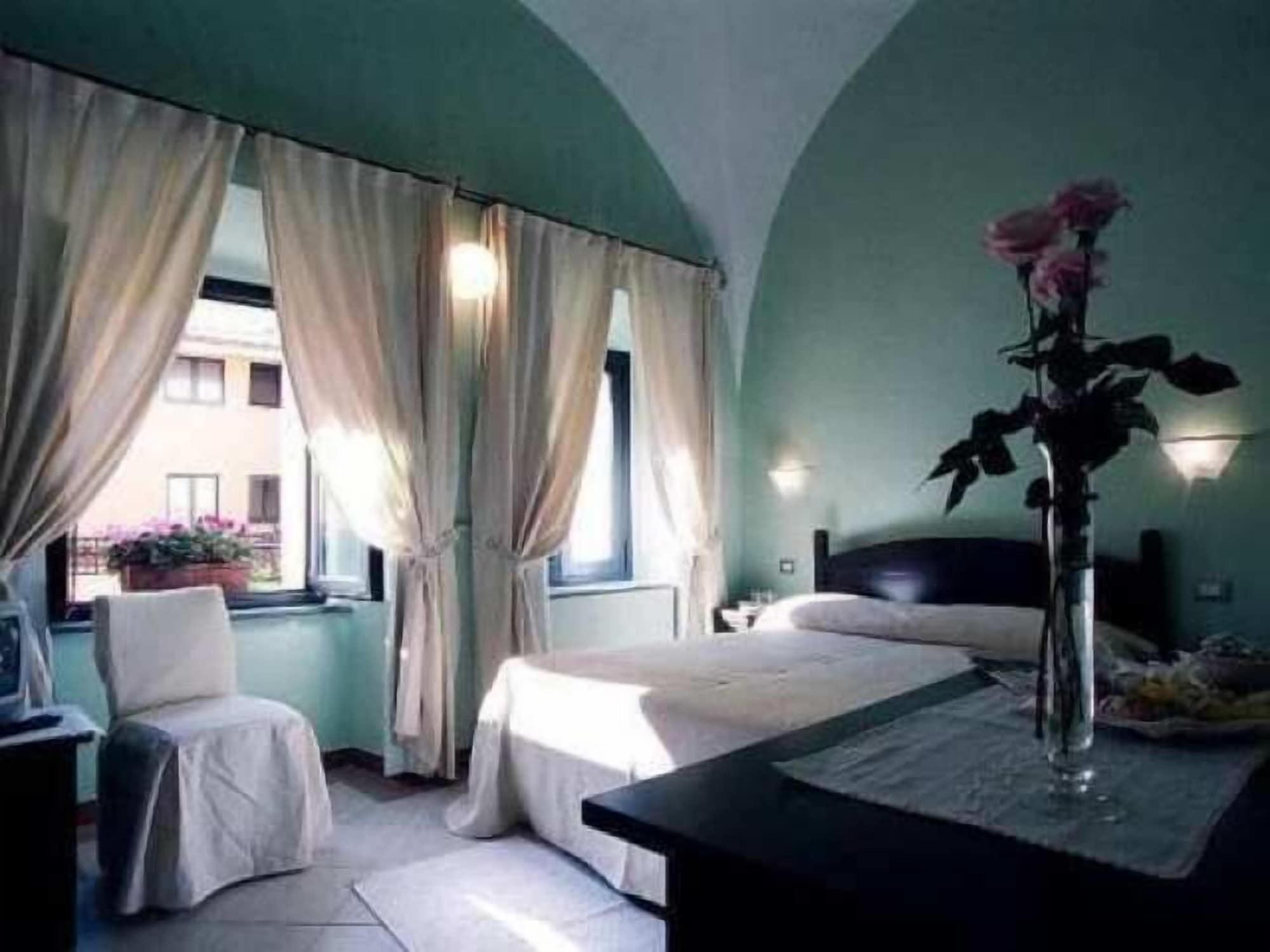 Hotel Il Duomo Oristano Eksteriør billede
